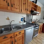 Feriehus La Vecchia Fontana, Curcio Casa Con 2 Da Letto *